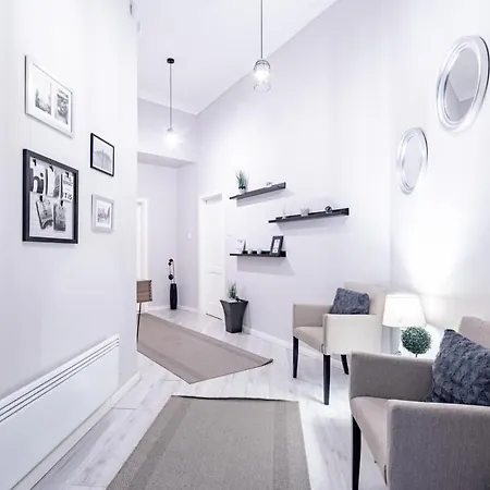 Very - Modern Apartman