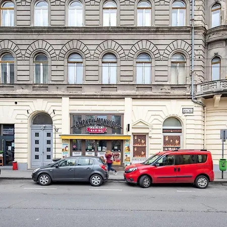 Very - Modern Apartman